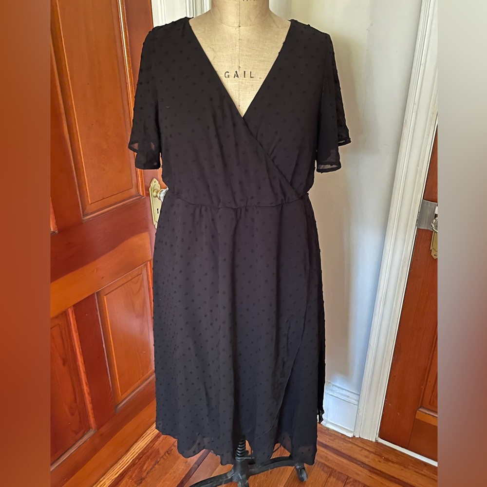 Torrid Black Wrap Dress in Size 1